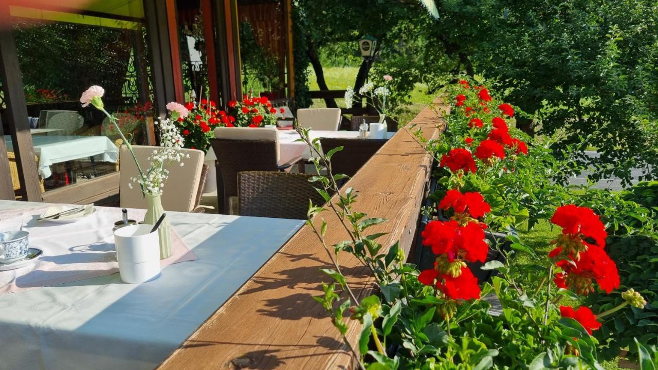 Kraners Alpenhof Bio Bed And Breakfast Pension Weissensee Luaran gambar