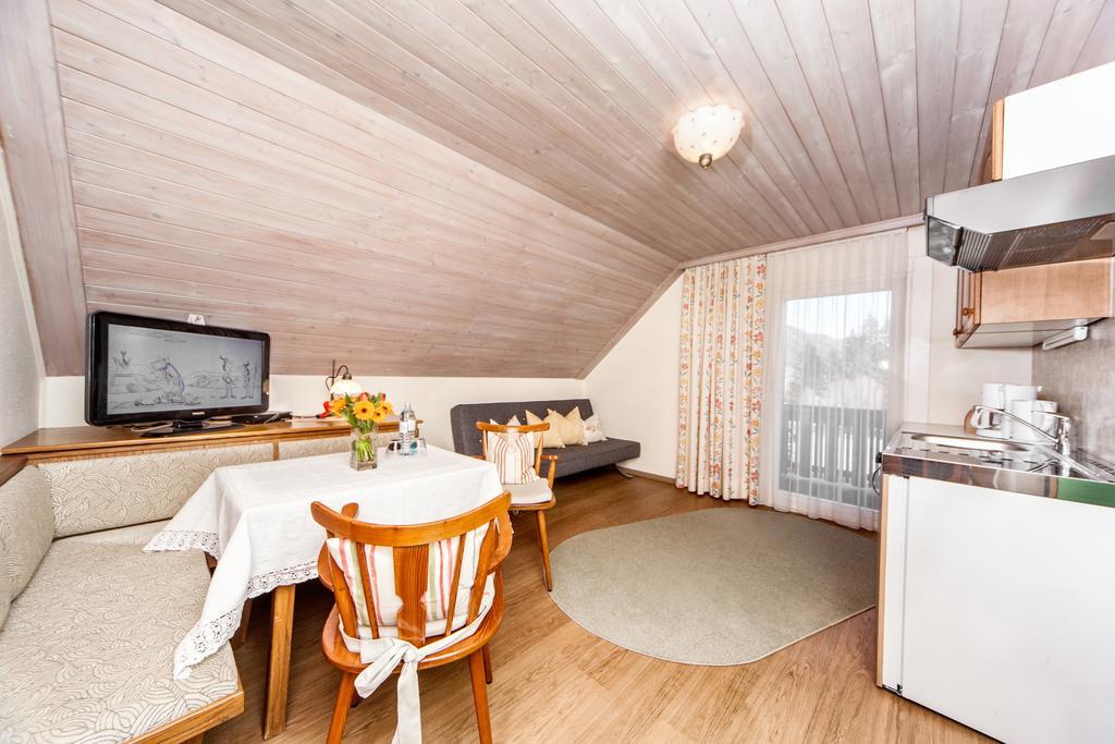 Kraners Alpenhof Bio Bed And Breakfast Pension Weissensee Luaran gambar