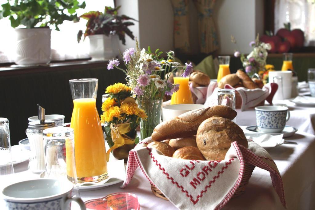 Kraners Alpenhof Bio Bed And Breakfast Pension Weissensee Luaran gambar