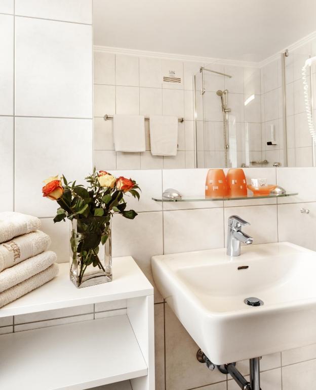 Kraners Alpenhof Bio Bed And Breakfast Pension Weissensee Luaran gambar